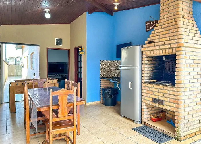 Otima Casa Com Wifi E Churrasqueira Em Bertioga Sp