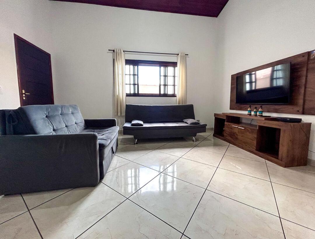 Otima Casa Com Wifi E Churrasqueira Em Sp * Bertioga